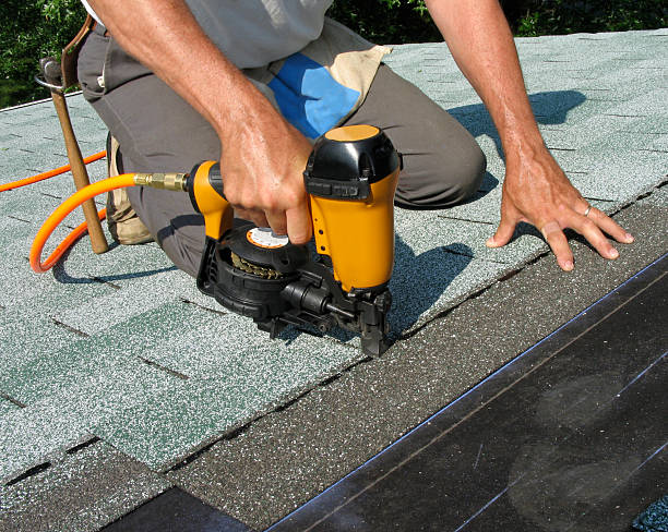 Best Emergency Roof Repair  in Manchester, OH